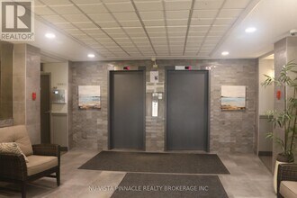 1600 Adelaide St in London, ON - Building Photo - Building Photo