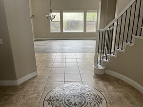 220 Sorrel Ct in Patterson, CA - Building Photo - Building Photo