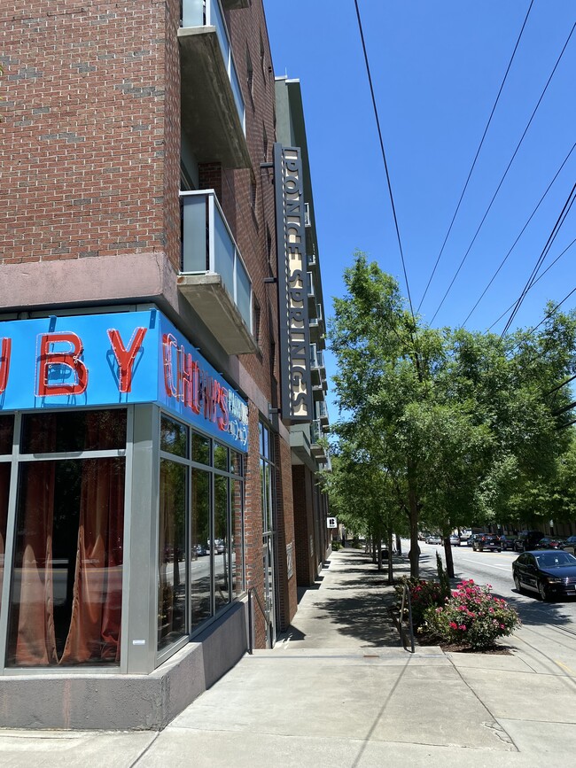 property at 620 Glen Iris Dr NE