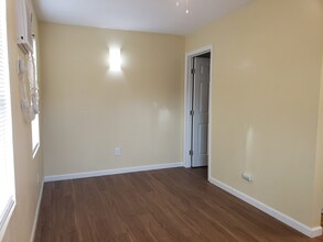 3025 Myers St-Unit -C in Oroville, CA - Building Photo - Building Photo