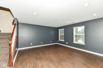 12032 Esty Way in Carmel, IN - Building Photo - Building Photo