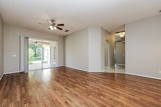 6282 Rock Creek Cir in Ellenton, FL - Foto de edificio - Building Photo