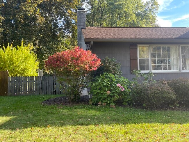 107 Margo Ln in Fayetteville, NY - Building Photo - Building Photo