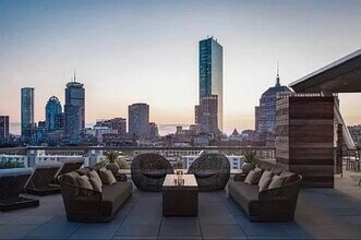 100 Shawmut Ave, Unit 411 in Boston, MA - Building Photo - Building Photo