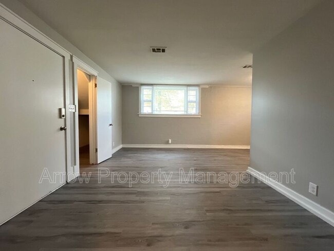 1100 S 25th St in Lincoln, NE - Building Photo - Building Photo