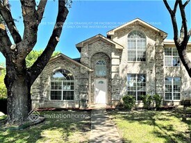 837 Twin Creek Dr in Desoto, TX - Building Photo