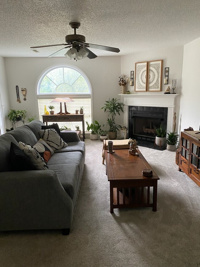 523 Mill Pond Dr in Winston-Salem, NC - Building Photo - Building Photo