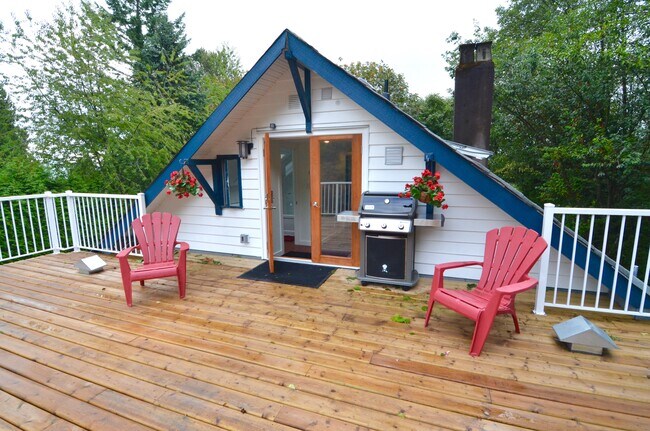 property at 1210 14th St E