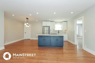 1523 Dugger Dr in Nashville, TN - Foto de edificio - Building Photo