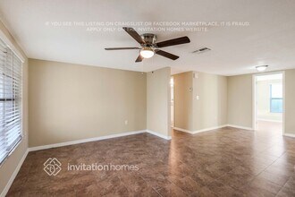 8018 Pineapple Ln in Port Richey, FL - Building Photo - Building Photo