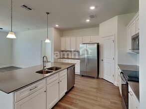 1245 Heavenly Dr in St. Cloud, FL - Building Photo - Building Photo