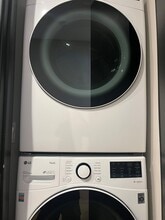 172 New York Ave, Unit 1R in Jersey City, NJ - Building Photo - Building Photo