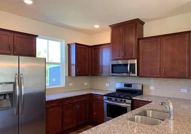 404 Skymont Dr in Holly Springs, NC - Building Photo - Building Photo