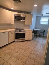 81 Western Ave in Morristown, NJ - Building Photo - Building Photo