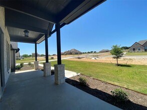 592 Lydia Ln in Granbury, TX - Building Photo - Building Photo