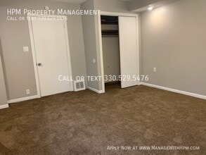 816 Cody Ct NW in Canton, OH - Building Photo - Building Photo