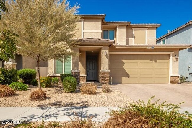 property at 2440 E Saint Catherine Ave