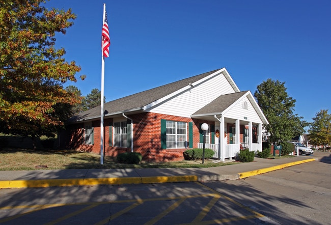 Westchester Village of St Joseph in St. Joseph, MO - Foto de edificio - Building Photo