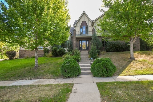 property at 4404 S Yellowstone Ln