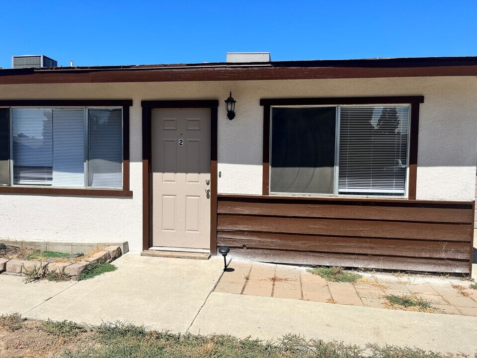 12268 15th St-Unit -12268 in Yucaipa, CA - Building Photo