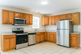 16417 Waterbury Ln in Moundville, AL - Building Photo - Building Photo