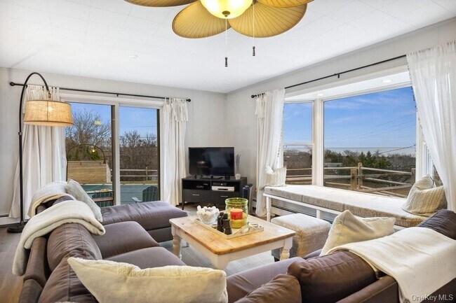 70 S Delrey Rd in Montauk, NY - Building Photo - Building Photo