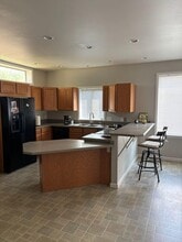 1605 N Cherry Creek Loop in Billings, MT - Building Photo - Building Photo