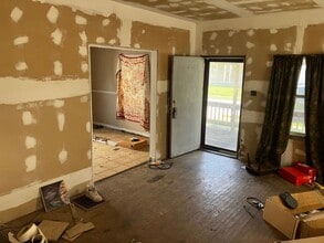 65 E Maplewood Ave in Dayton, OH - Building Photo - Building Photo
