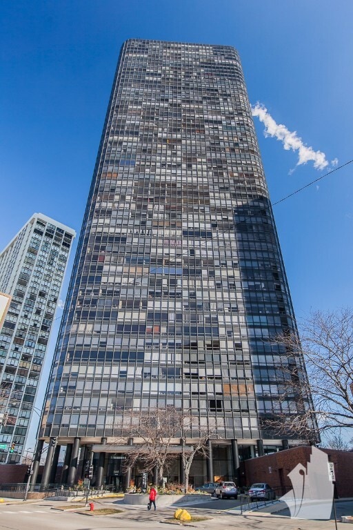 property at 5415 N Sheridan Rd