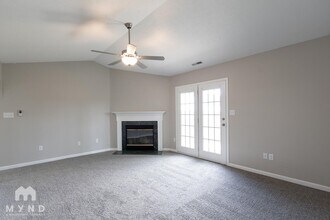 2205 Autumn Creek Dr in Indianapolis, IN - Building Photo - Building Photo