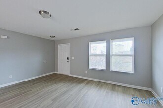 112 Belle Haven Dr in Owens Cross Roads, AL - Foto de edificio - Building Photo