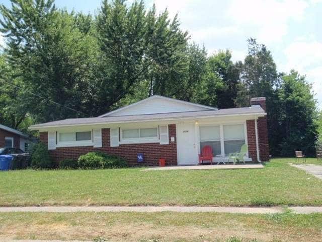 property at 1576 Heron Ln