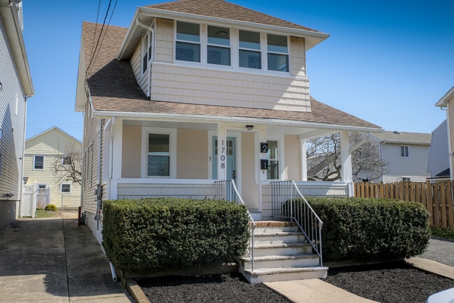 1708 A St, Unit Apt. 1 in Belmar, NJ - Foto de edificio - Building Photo