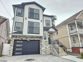 122 Alton St in Elizabeth, NJ - Building Photo - Building Photo