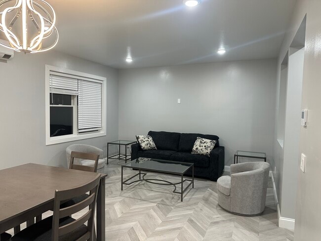 205 Hudson St in Ithaca, NY - Foto de edificio - Building Photo