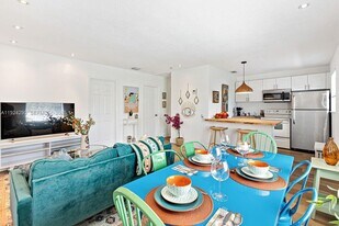 811 Tequesta St in Fort Lauderdale, FL - Building Photo