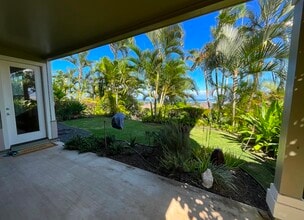 138 Kinohi Loa Loop, Unit 1 in Wailuku, HI - Foto de edificio - Building Photo