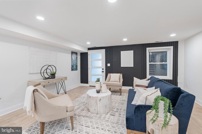 property at 821 Decatur St NW