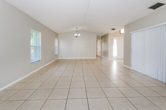 13931 Geranium Pl in Wellington, FL - Building Photo - Building Photo