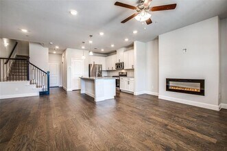 7813 Sunset Blvd in Rowlett, TX - Building Photo - Building Photo