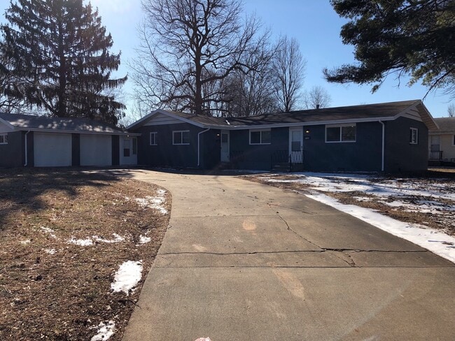 property at 2718-2720 S Stewart Ave