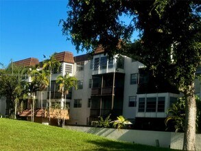 1751 NW 75th Ave in Plantation, FL - Building Photo - Building Photo