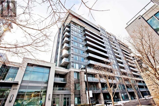 property at 277-277 South Park Rd