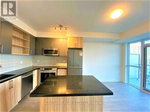 4699-4699 Glen Erin Dr in Mississauga, ON - Building Photo - Building Photo