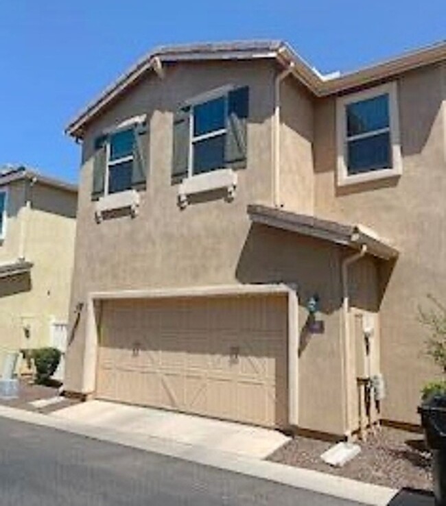 3880 East Stiles Lane in Gilbert, AZ - Building Photo - Building Photo