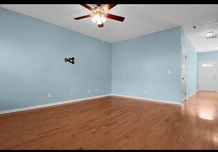 1267 Grove Dr in Gahanna, OH - Building Photo - Building Photo
