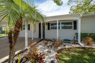 940 Butia St in Merritt Island, FL - Building Photo - Building Photo