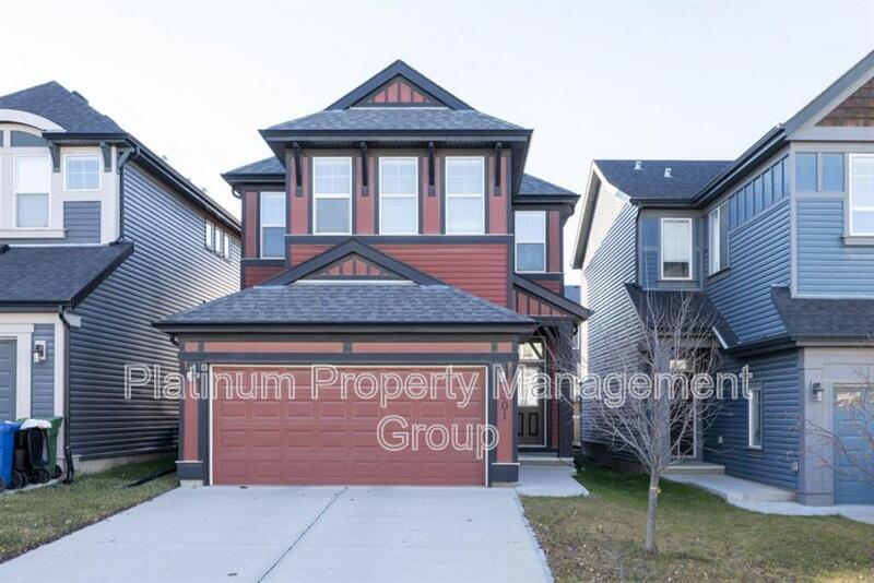 301 Auburn Meadows Blvd SE in Calgary, AB - Building Photo