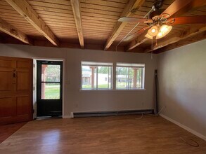 413 Valverde St in Taos, NM - Building Photo - Building Photo