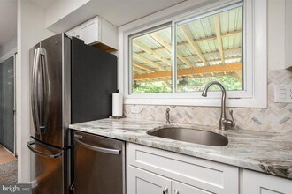 754 Warren Dr in Annapolis, MD - Building Photo - Building Photo